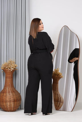 Macacão Manga Curta Plus Size Feminino