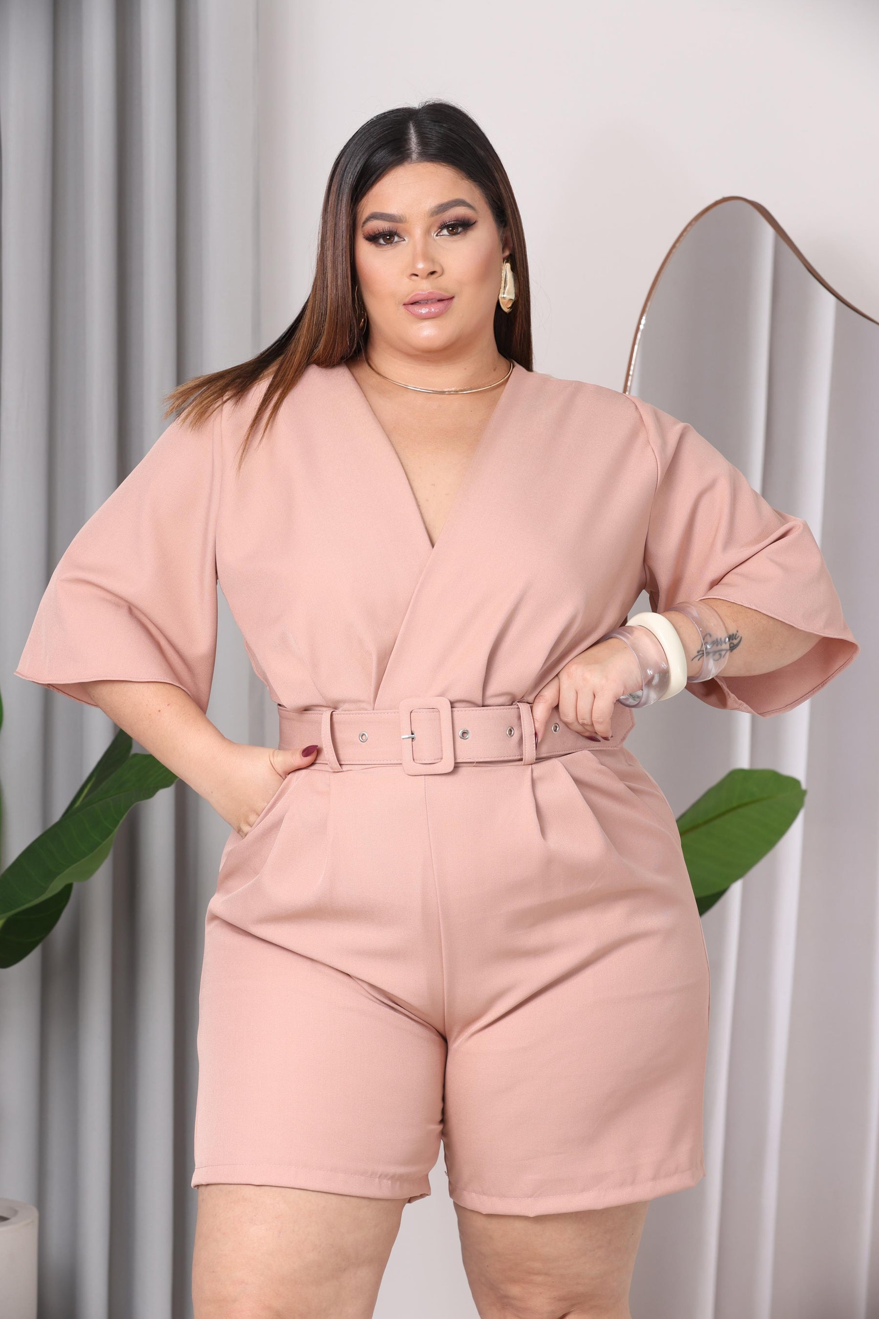 Macacão Manga Curta Verão Plus Size Feminino