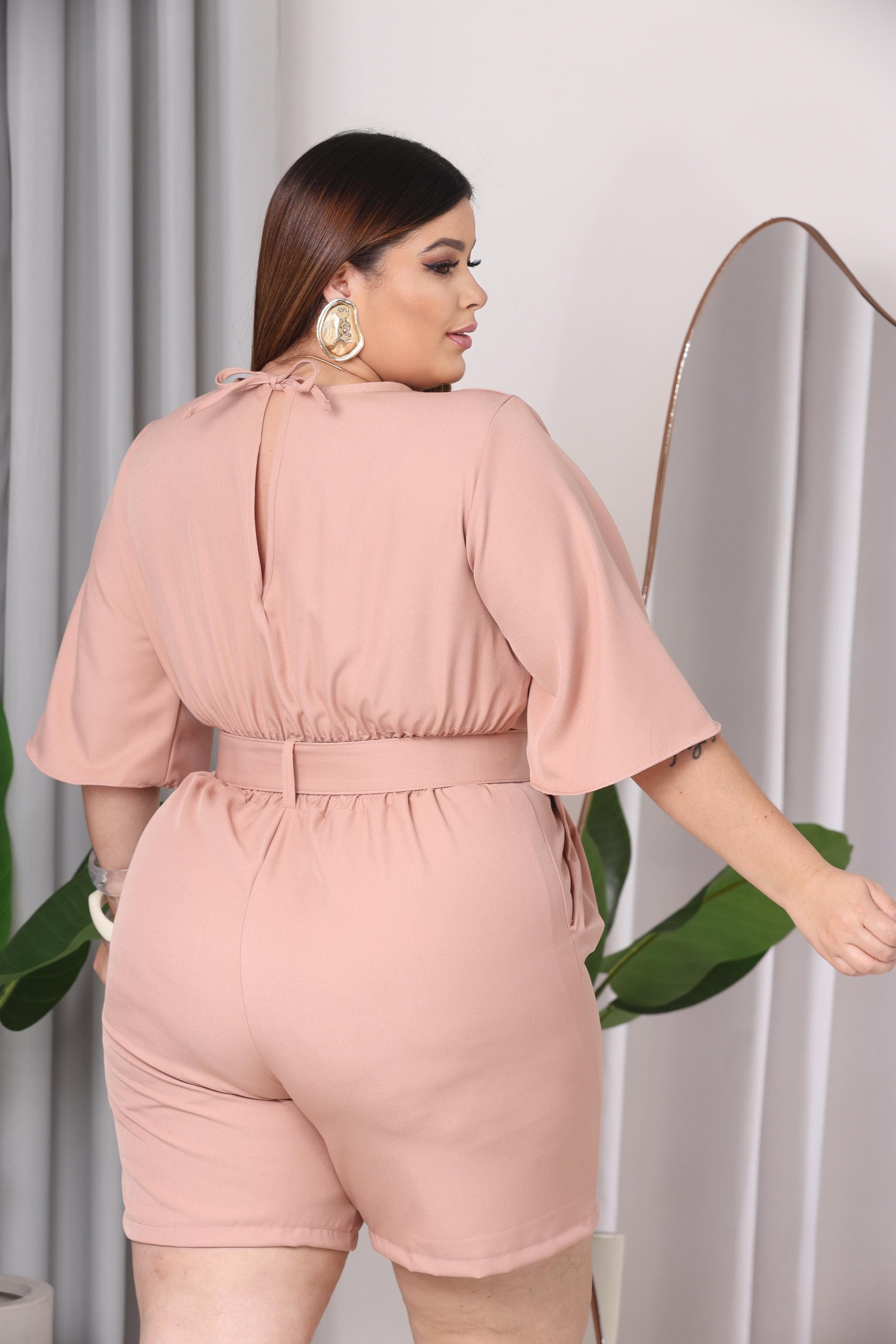 Macacão Manga Curta Verão Plus Size Feminino