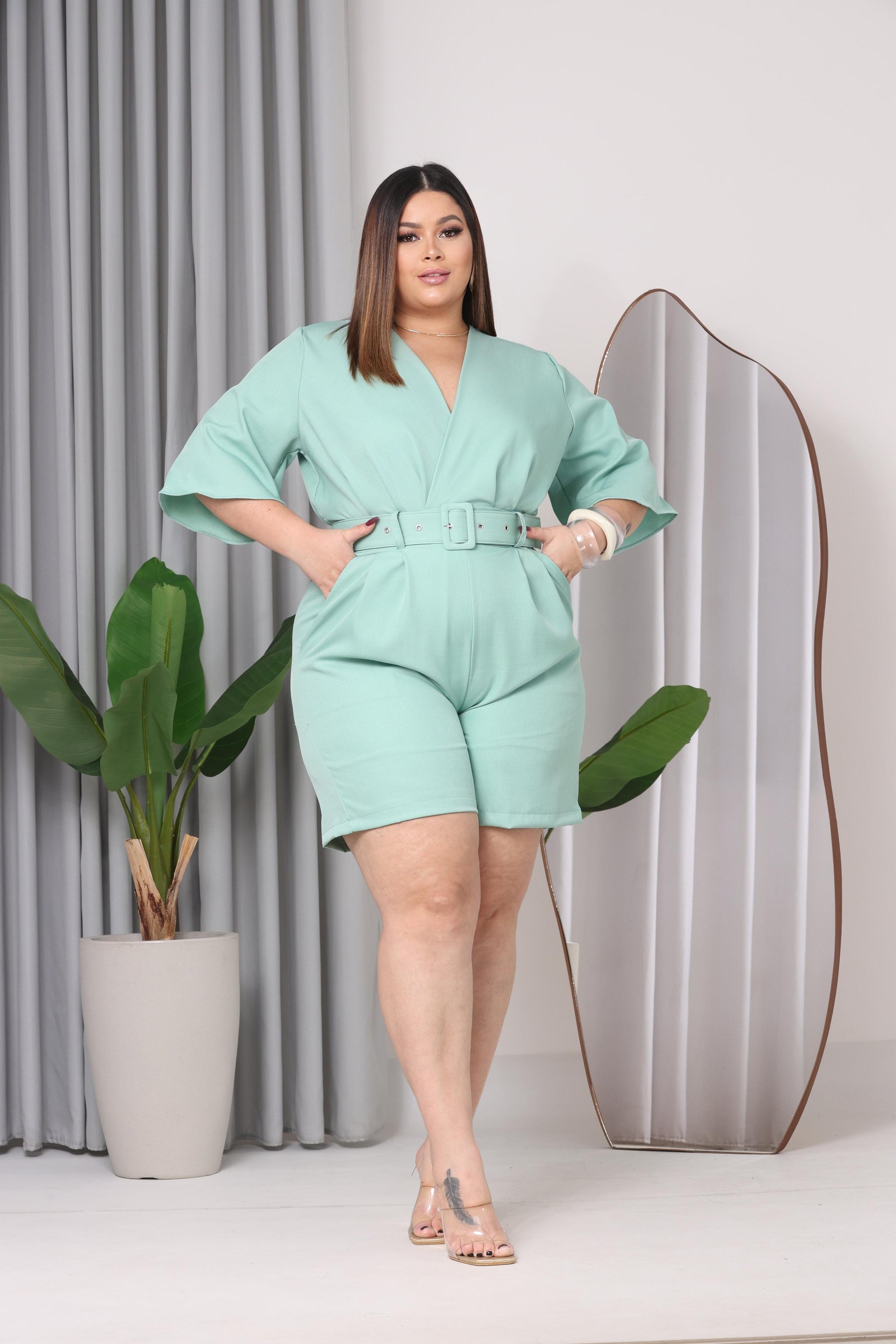 Macacão Manga Curta Verão Plus Size Feminino