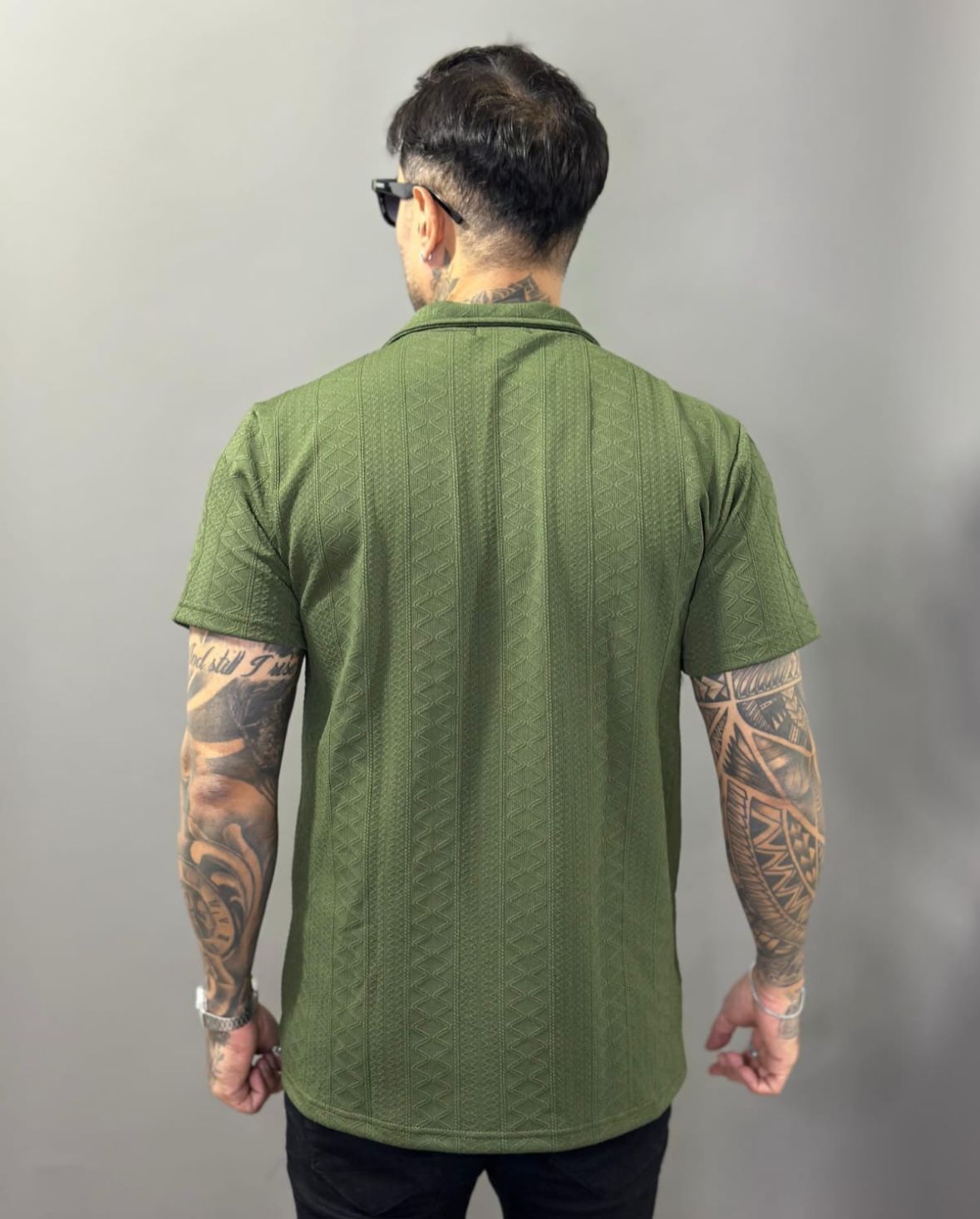 Camiseta texturizada Linho com Botões Masculino
